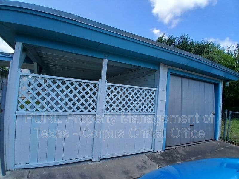 Corpus Christi House: 4701 Prinston Dr