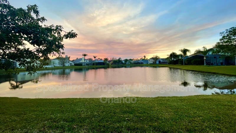 Orlando House: 728 Hardwood Cir