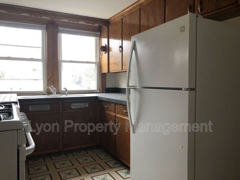 Cumberland Condo: 3880 Mendon Rd
