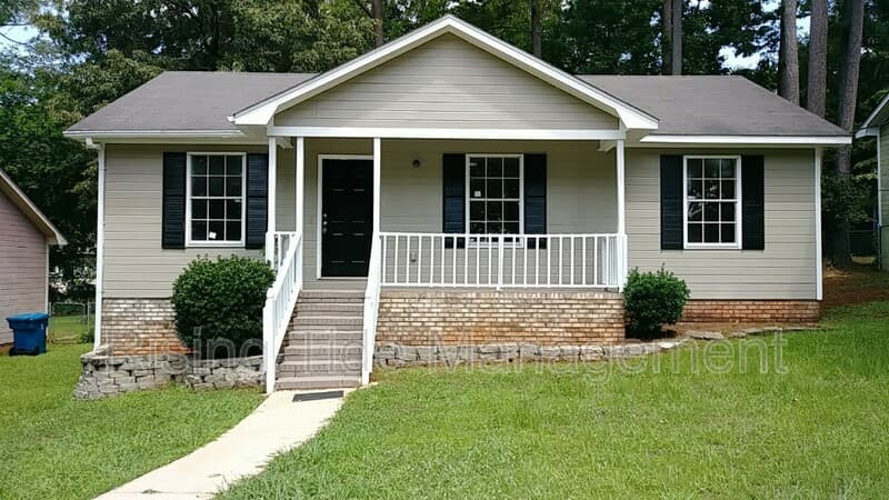 Hueytown House: 1048 25th Ave N