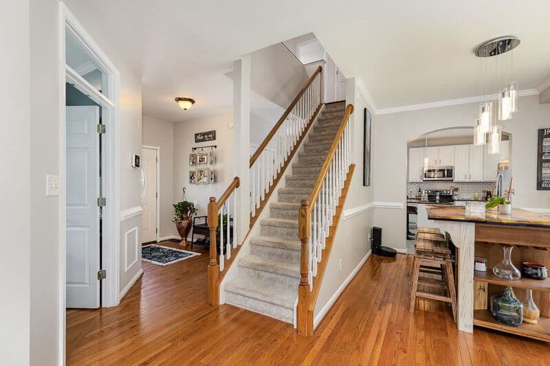Fredericksburg House: 11814 Gardenia Dr