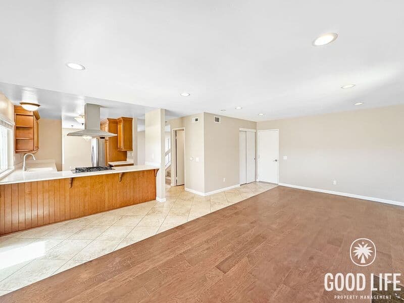 Chula Vista House: 1360 Mesa Grande Pl