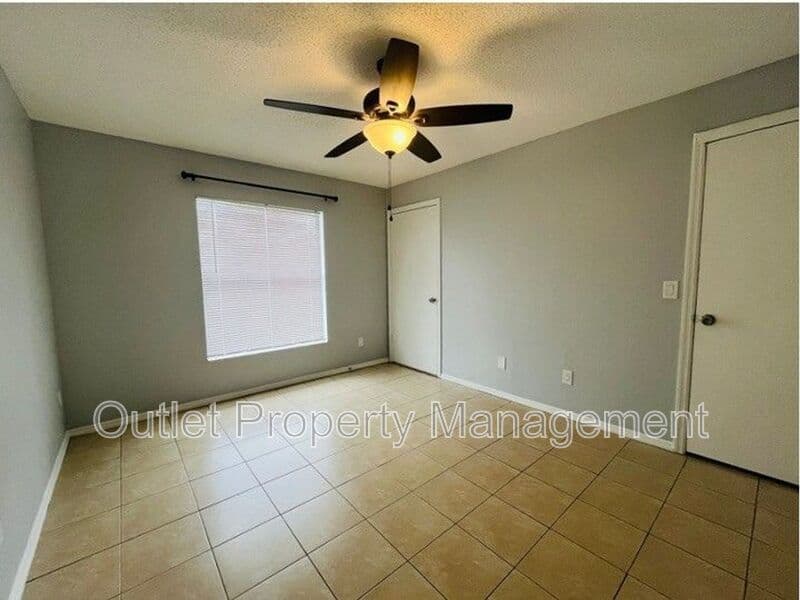 Orlando Condo: 14796 Laguna Beach Circle