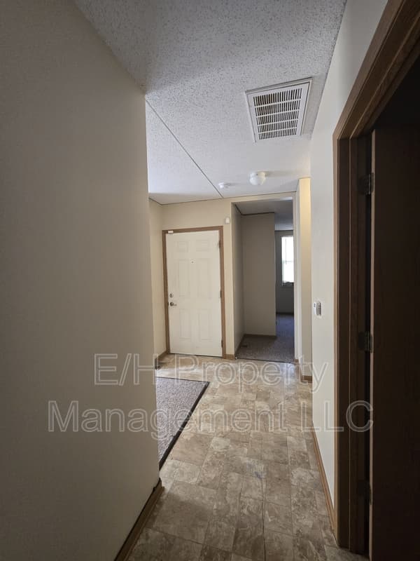 Wichita Condo: 1460 East 17th Street North