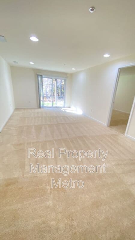 Laurel Townhome: 9717 Evening Bird Ln