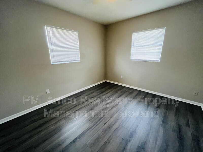 Winter Haven House: 2025 4th St NE