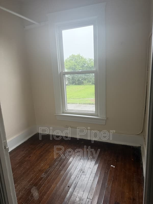 Freeport Condo: 815 S Benton Ave