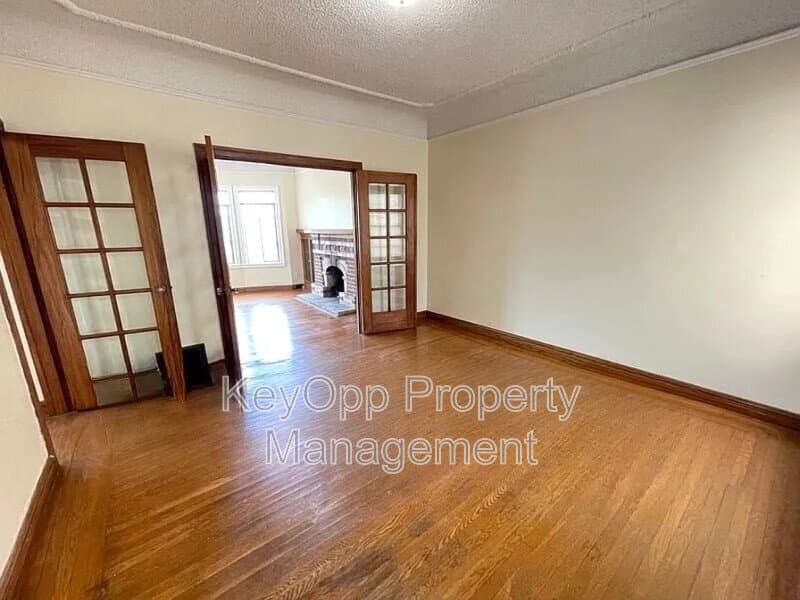 San Francisco Condo: 1666 24th Avenue