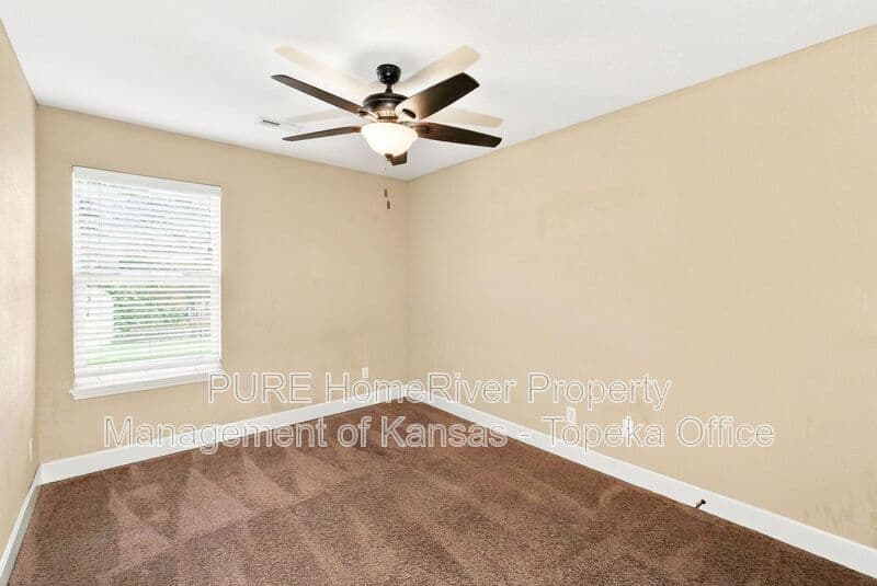 Kansas City House: 9426 N Lenox Ave