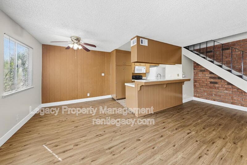 Sacramento Condo: 4424 Greenholme Dr