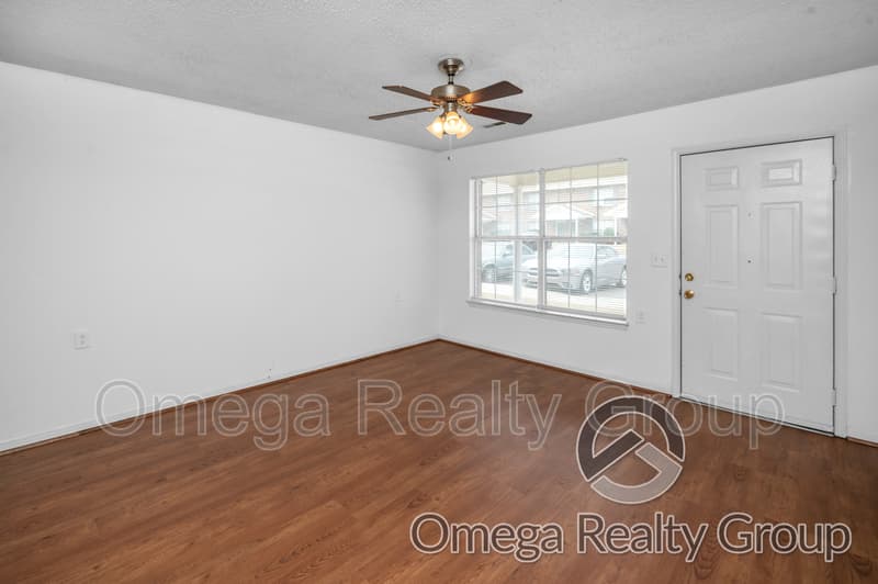 Columbiana Condo: 100 Egg And Butter Rd