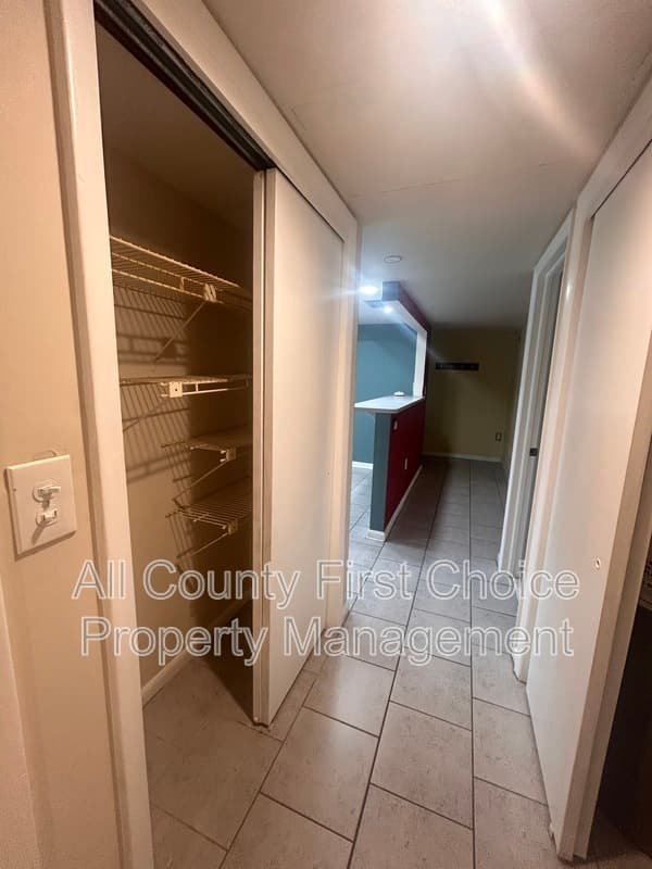 St. Petersburg Condo: 760 So Village lake Dr