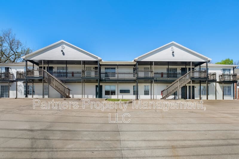 Fayetteville Condo: 825 North Leverett Avenue - 6