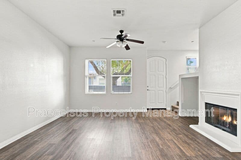 Chula Vista Townhome: 2175 Condor Drive