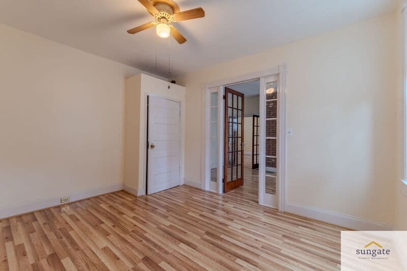 Baltimore Condo: 2900 E Strathmore Ave