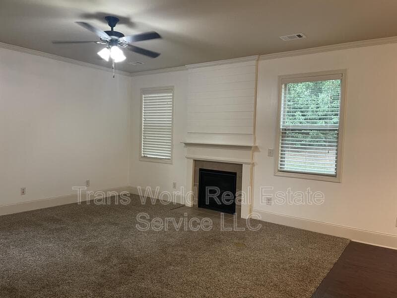 Lawrenceville House: 765 Westmoreland Lane Northeast