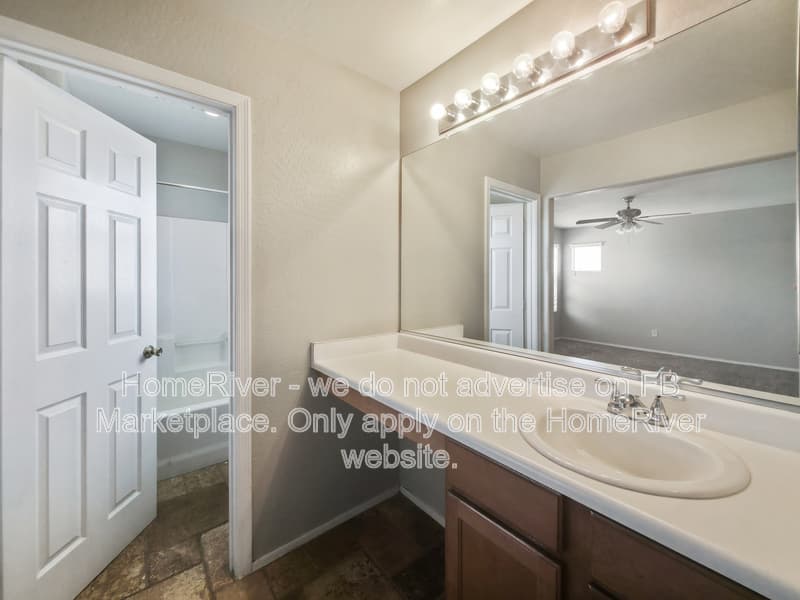 Phoenix House: 5148 W Fulton St