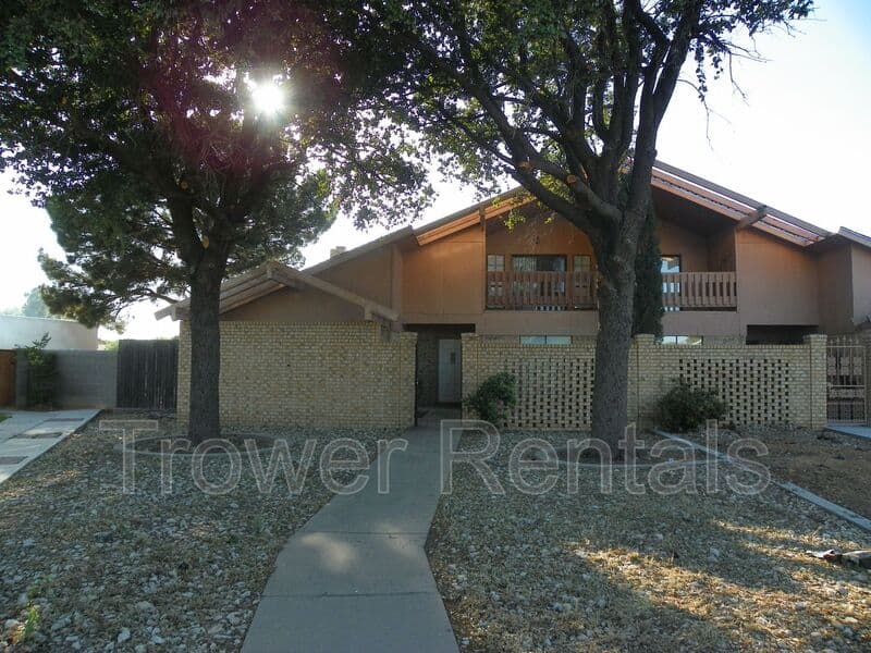 Odesa Townhome: 4601 Lemonwood