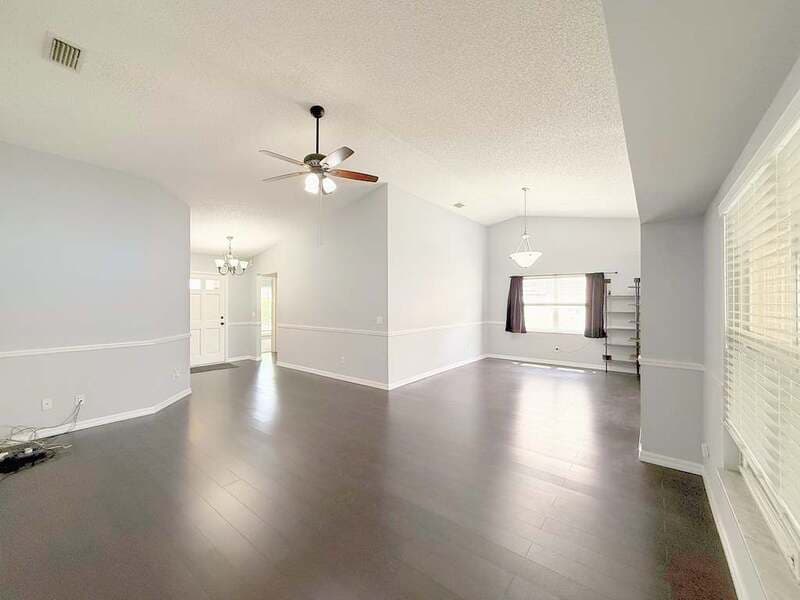 Valrico House: 1118 Hardwood Drive