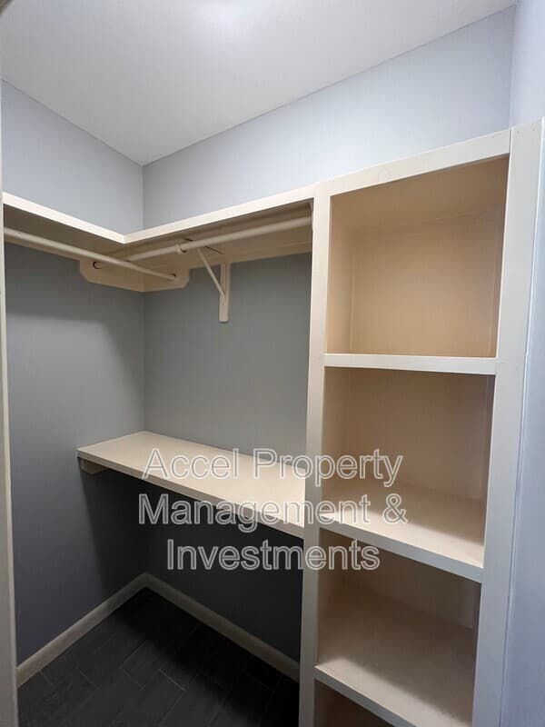 Edinburg Condo: 413 Downing Ave.