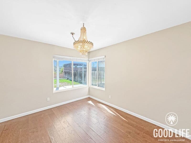 Chula Vista House: 1360 Mesa Grande Pl
