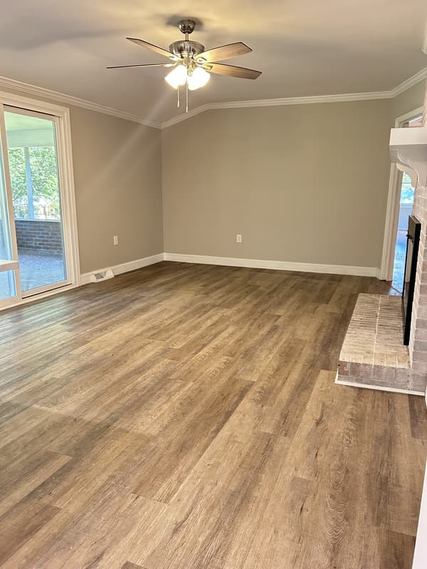 Greenville House: 105 Spring Valley Road