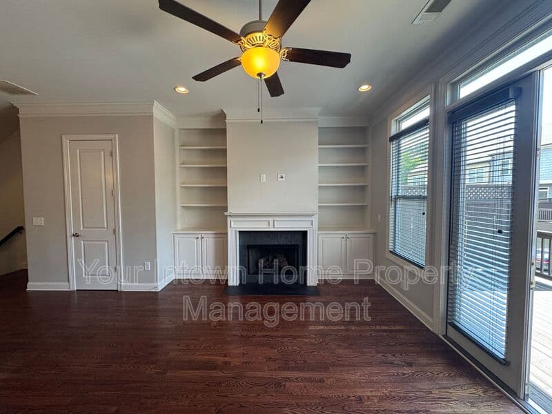 Atlanta House: 2141 Havenwood Trl NE