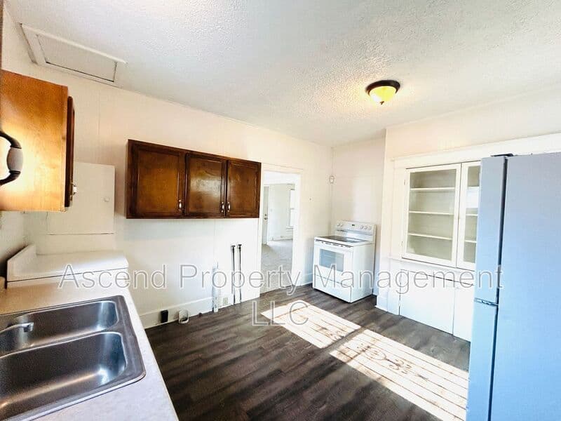 Chattanooga House: 1006 Rockway Dr