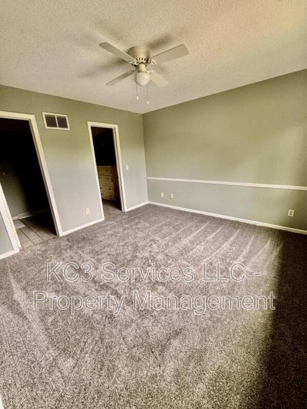 Kansas City House: 4311 NW 80th Terrace