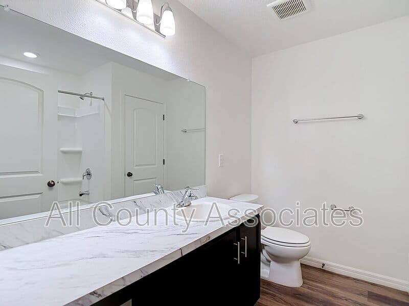 Hudson House: 12542 Achasta Blvd