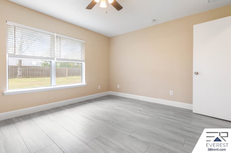 Palm Coast House: 49 Renshaw Drive
