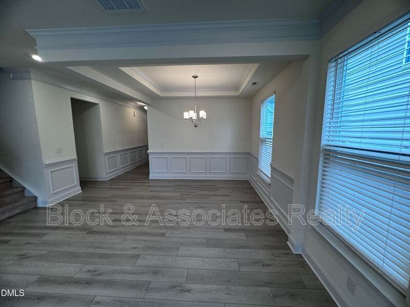 Garner House: 296 Ford Meadows Dr