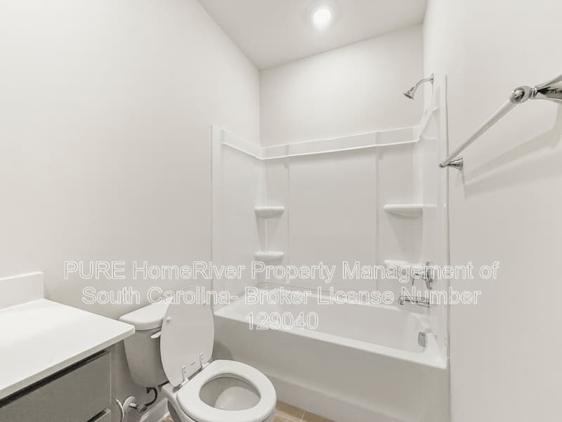 Moore House: 1496 Switchback Cir