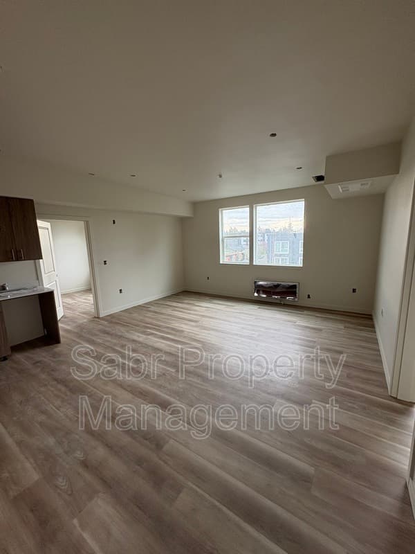 Portland Apartment: 1520 N Bryant St