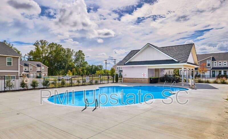 Spartanburg Townhome: 1290 Westgate Village Drive