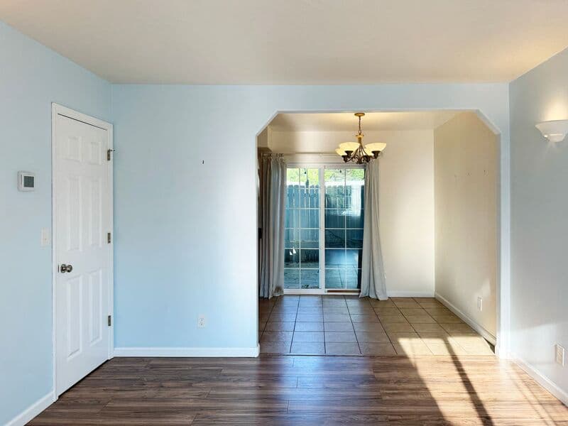Eugene Townhome: 3697 Westleigh Street