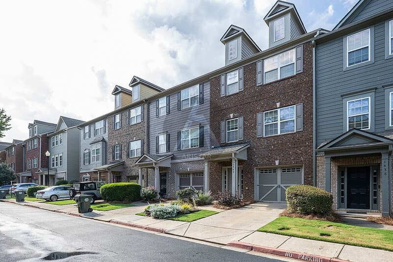 Kennesaw House: 1440 Dolcetto Trce