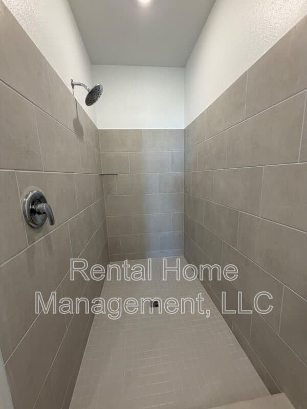 Minneola House: 3022 Granite Ridge Ave