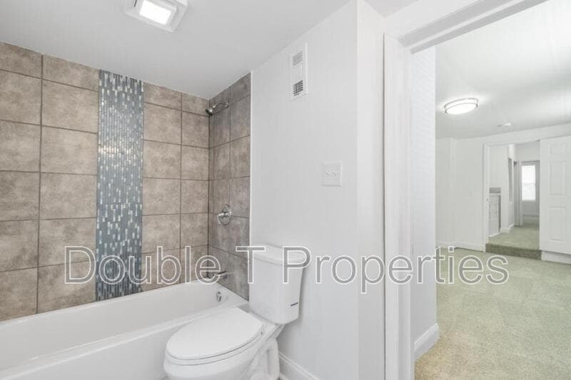 Baltimore Townhome: 737 N Chester St