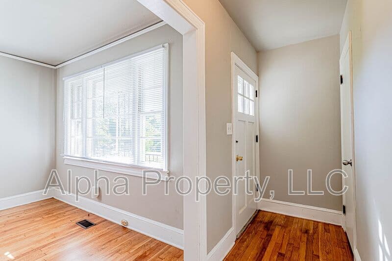 Greenville House: 14 Melvin Drive