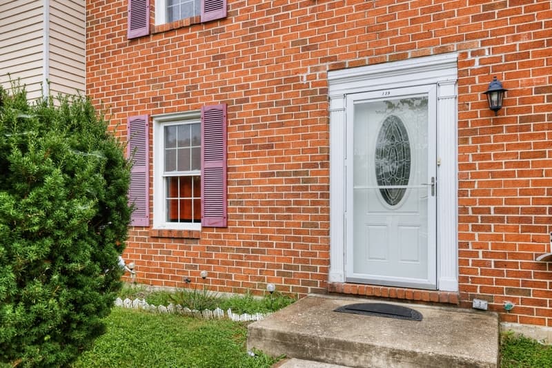 Parkville Condo: 139 East Orange Court