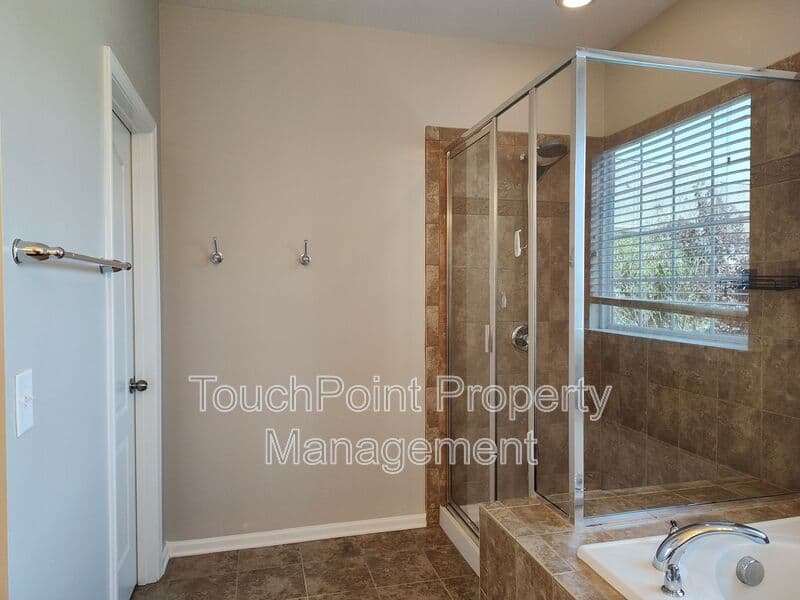 Charlotte House: 8611 Burnside Ln