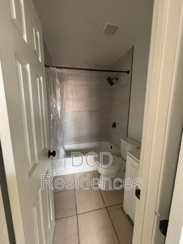 Sanford Condo: 3202 S. Orlando Dr.