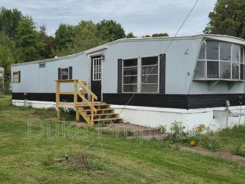 Fulton House: 38 Sundown Rd. Lot 3