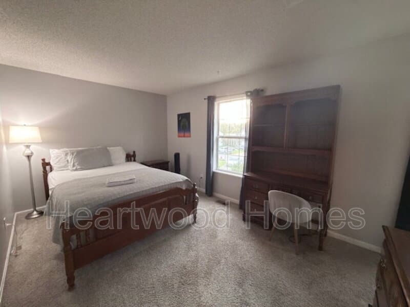 West Columbia House: 264 Orchard Hill Drive