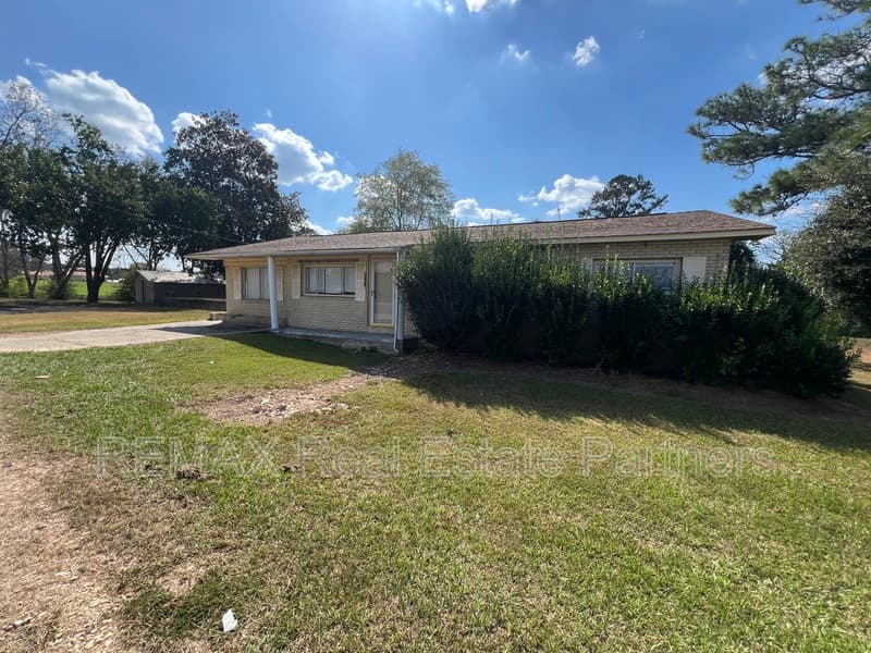 Hattiesburg House: 2997 Highway 589
