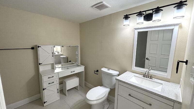 Daytona Beach Condo: 632 Marina Point Drive