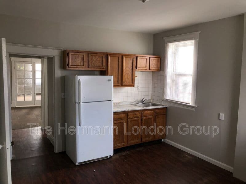Saint Louis Condo: 4245-4247 Iowa Ave