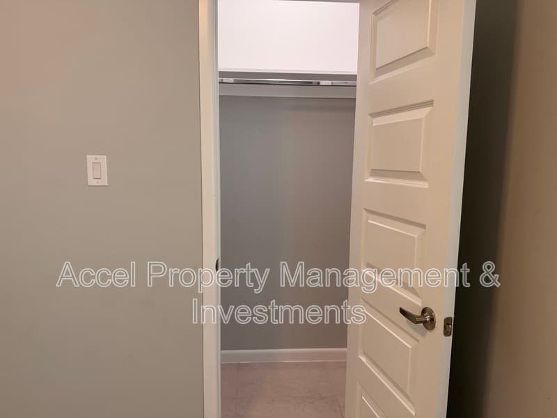 Edinburg Condo: 816 N. Abbey Ave.