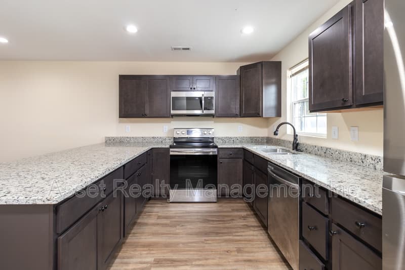 Louisville Condo: 916 Warrior Hill Drive - 1